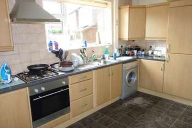  Image of 3 bedroom Semi-Detached house for sale in Victoria Road Edlington Doncaster DN12 at Doncaster South Yorkshire Doncaster, DN12 1BJ