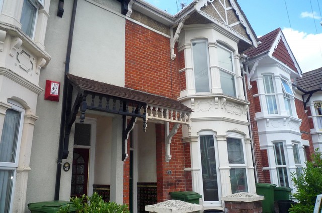  Image of 1 bedroom Flat to rent in Wadham Road Portsmouth PO2 at Portsmouth, PO2 9ED