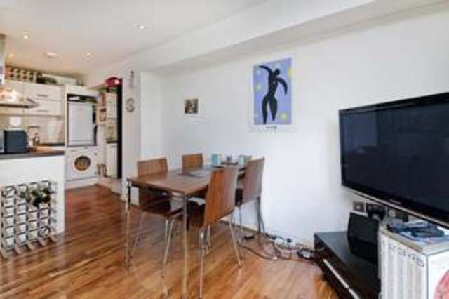 Image of 1 bedroom Flat for sale in Wakley Street London EC1V at Finsbury London Angel, EC1V 7LT