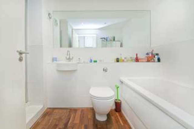  Image of 1 bedroom Flat for sale in Wakley Street London EC1V at Finsbury London Angel, EC1V 7LT