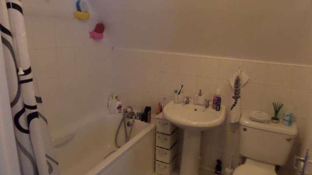  Image of 2 bedroom Flat to rent in Barge House Road London E16 at Waldair Court North Woolwich London, E16 2NW