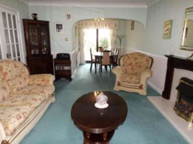  Image of 3 bedroom Bungalow for sale in Waltham Road Lincoln LN6 at Lincoln Lincolnshire Swallow Beck, LN6 0SD