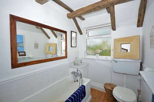  Image of 2 bedroom Cottage for sale in Warmfield Lane Warmfield Wakefield WF1 at Warmfield Wakefield West Yorkshire, WF1 5TL