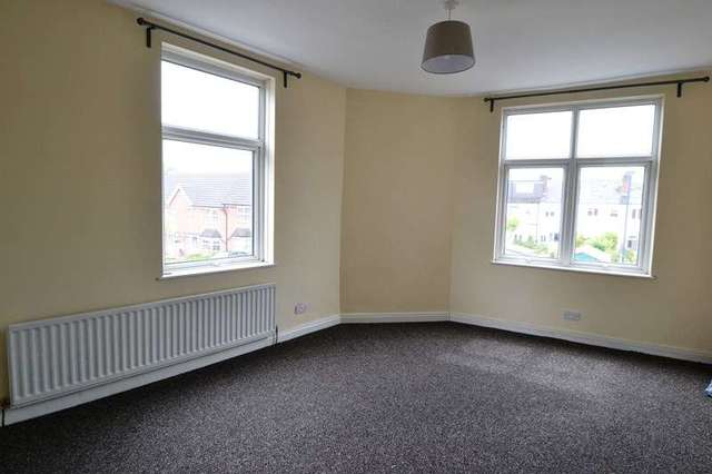  Image of 3 bedroom End of Terrace to rent in Warren Road Stirchley Birmingham B30 at Warren Road Stirchley Birmingham, B30 2NY