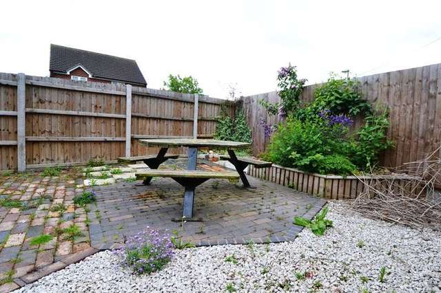  Image of 3 bedroom End of Terrace to rent in Warren Road Stirchley Birmingham B30 at Warren Road Stirchley Birmingham, B30 2NY