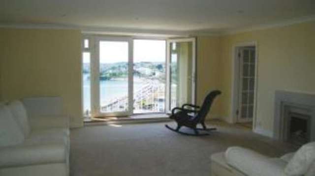  Image of 3 bedroom Flat for sale in Warren Road Torquay TQ2 at Warren Road Torquay Torquay, TQ2 5TU