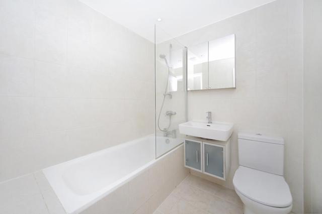  Image of 2 bedroom Flat for sale in Warwick Gardens London W14 at Warwick Gardens  London, W14 8PR