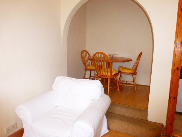  Image of 1 bedroom Flat to rent in Watson Crescent Edinburgh EH11 at Polwarth Edinburgh Edinburgh, EH11 1HA