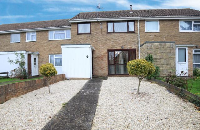  Image of 3 bedroom Terraced house to rent in Watton Road Holbury Southampton SO45 at Watton Road  Southampton, SO45 2LW