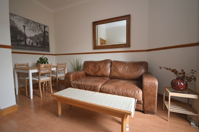  Image of 1 bedroom Flat to rent in Waverley Park Edinburgh EH8 at Abbeyhill Edinburgh Edinburgh, EH8 8ET