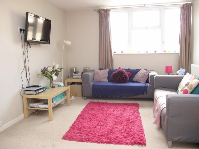  Image of 4 bedroom Flat to rent in Wayford Street London SW11 at Wayford Street  London, SW11 2TR