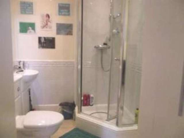 Image of 2 bedroom Flat for sale in Weevil Lane Gosport PO12 at Weevil Lane Gosport Gosport, PO12 1AG
