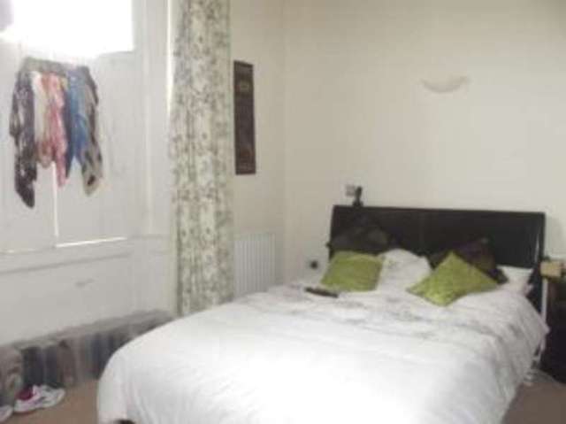  Image of 2 bedroom Flat for sale in Weevil Lane Gosport PO12 at Weevil Lane Gosport Gosport, PO12 1AG