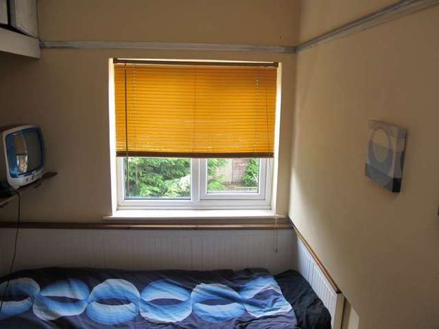  Image of 3 bedroom Semi-Detached house for sale in Welford Avenue Yardley Birmingham B26 at Birmingham, B26 2LD