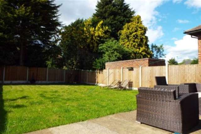  Image of 3 bedroom Detached house to rent in Wellin Lane Edwalton Nottingham NG12 at Nottingham, NG12 4AS