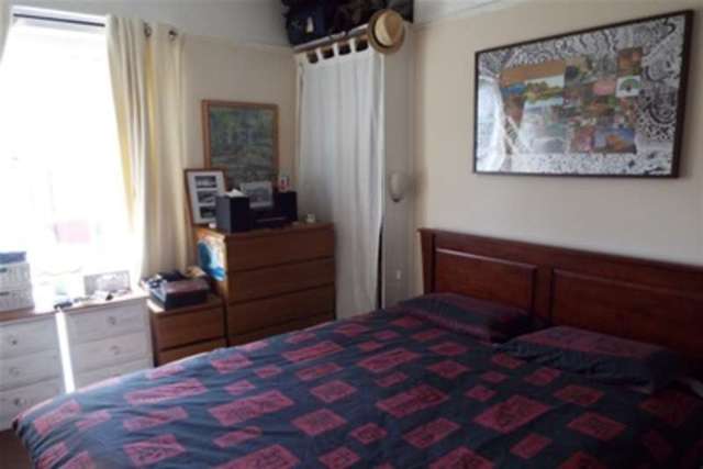  Image of 1 bedroom Flat to rent in Wellington Park Clifton Bristol BS8 at Bristol, BS8 2UW