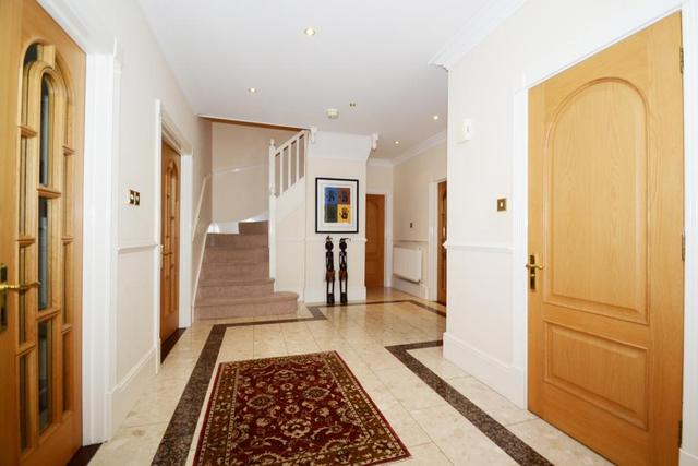  Image of 5 bedroom Detached house to rent in Wellington Place Cobham KT11 at 2 Wellington Place Cobham Cobham, KT11 2BF