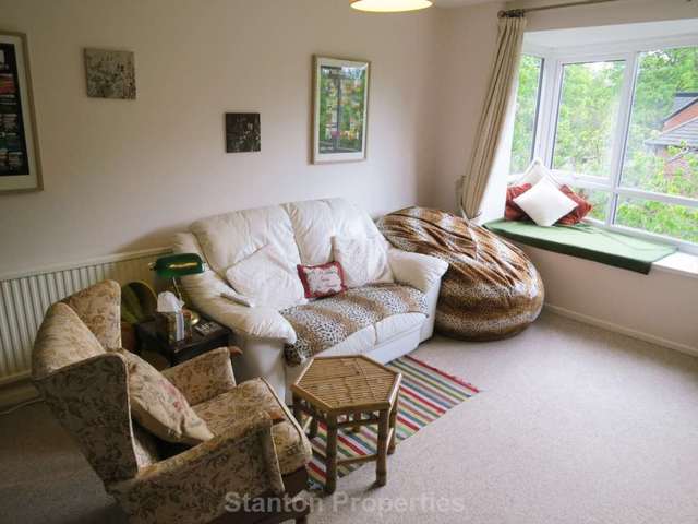  Image of 1 bedroom Apartment to rent in Wellington Road Fallowfield Manchester M14 at Wellington Road Fallowfield Manchester, M14 6AG