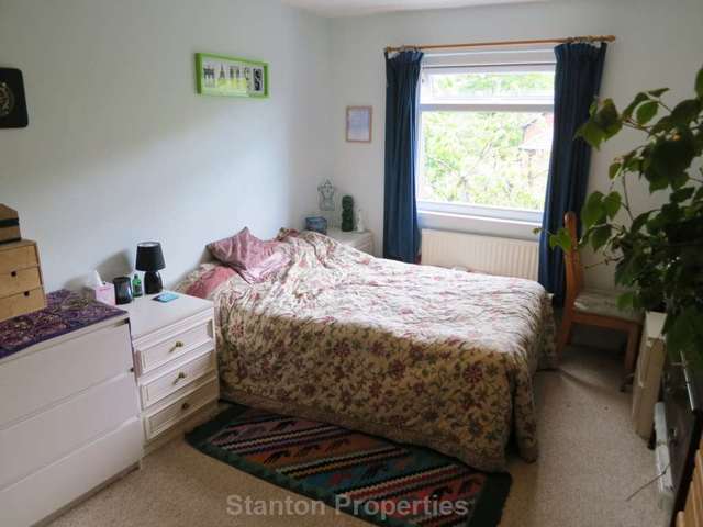  Image of 1 bedroom Apartment to rent in Wellington Road Fallowfield Manchester M14 at Wellington Road Fallowfield Manchester, M14 6AG