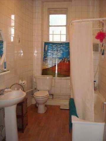  Image of 2 bedroom Flat to rent in West End Lane London NW6 at London NW6 4SY West Hampstead, NW6 4SY