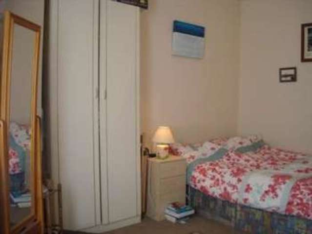  Image of 2 bedroom Flat to rent in West End Lane London NW6 at London NW6 4SY West Hampstead, NW6 4SY