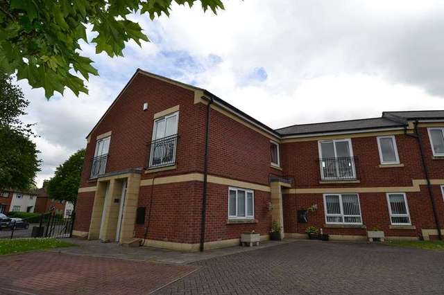  Image of 2 bedroom Maisonette to rent in West Heath Road Northfield Birmingham B31 at West Heath Road West Heath Birmingham, B31 3HD