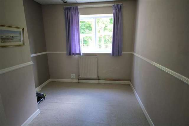 Image of 3 bedroom Detached house for sale in Westbourne Terrace Reading RG30 at Reading, RG30 2RP