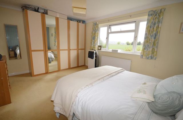  Image of 3 bedroom Semi-Detached house for sale in Marroway Weston Turville Aylesbury HP22 at Marroway  Weston Turville, HP22 5TQ