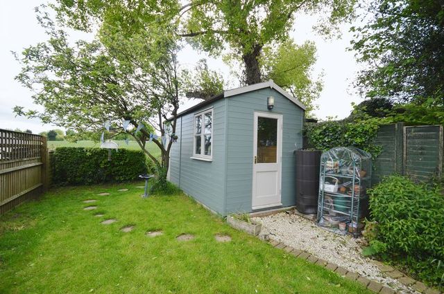 Image of 3 bedroom Semi-Detached house for sale in Marroway Weston Turville Aylesbury HP22 at Marroway  Weston Turville, HP22 5TQ