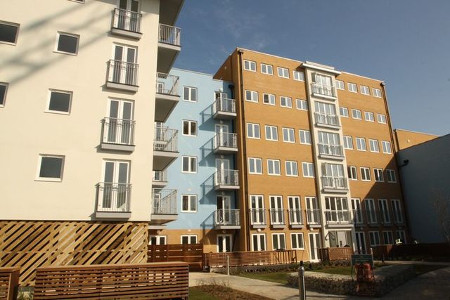 Image of 2 bedroom Flat to rent in Whitestone Way Croydon CR0 at Whitestone Way  Croydon, CR0 4FJ