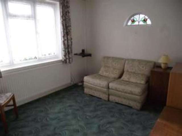  Image of 2 bedroom Bungalow for sale in Station Avenue Wickford SS11 at Wickford Essex Runwell, SS11 7AY