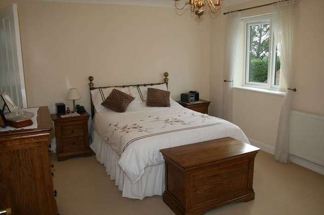  Image of 5 bedroom Detached house to rent in Windmill Gardens Summerhouse Close Callow Hill Redditch B97 at Windmill Gardens  REDDITCH, B97 5YH