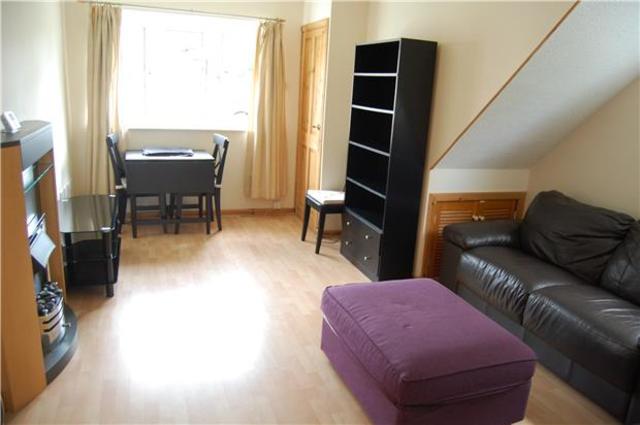  Image of 2 bedroom End of Terrace to rent in Windyridge Gardens Cheltenham GL50 at Gloucestershire, GL50 4SY