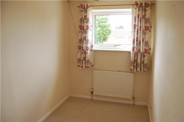  Image of 2 bedroom End of Terrace to rent in Windyridge Gardens Cheltenham GL50 at Gloucestershire, GL50 4SY