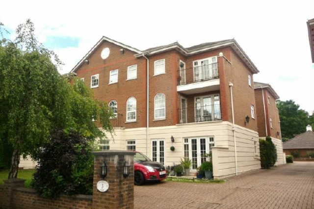  Image of 2 bedroom Flat to rent in Winn Road Southampton SO17 at 3 Winn Road Southampton Not specified, SO17 1EH