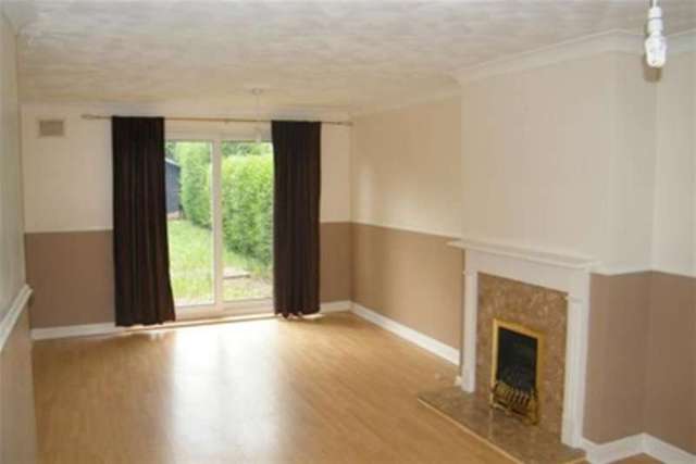 Image of 3 bedroom Detached house to rent in Winscombe Mount Nottingham NG11 at Nottingham, NG11 9FN