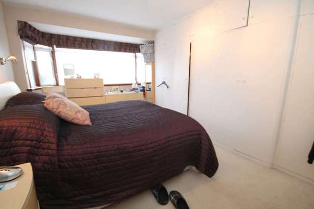  Image of 5 bedroom Detached house for sale in Wolmer Gardens Edgware HA8 at Wolmer Gardens  Edgware, HA8 8QF