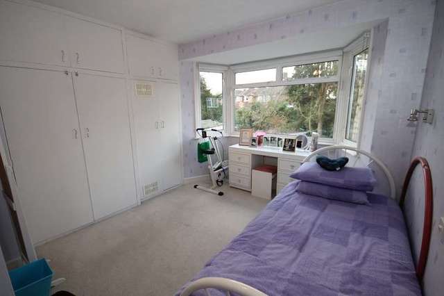  Image of 5 bedroom Detached house for sale in Wolmer Gardens Edgware HA8 at Wolmer Gardens  Edgware, HA8 8QF