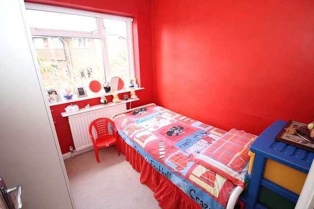  Image of 5 bedroom Detached house for sale in Wolmer Gardens Edgware HA8 at Wolmer Gardens  Edgware, HA8 8QF