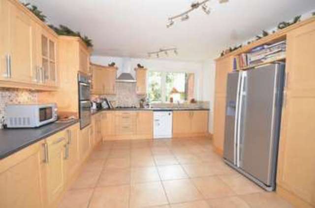  Image of 6 bedroom Detached house for sale in Wynnstay Lane Marford Wrexham LL12 at Wynnstay Lane Marford Wrexham, LL12 8LG