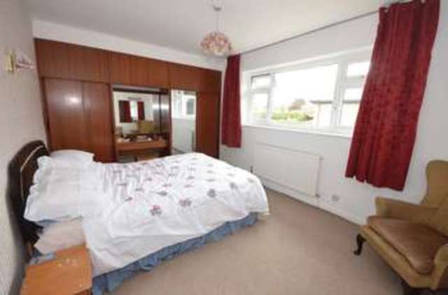  Image of 6 bedroom Detached house for sale in Wynnstay Lane Marford Wrexham LL12 at Wynnstay Lane Marford Wrexham, LL12 8LG