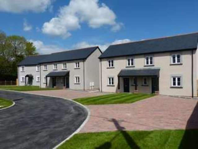  Image of 3 bedroom Semi-Detached house for sale in St. Clears Carmarthen SA33 at Carmarthen Carmarthenshire Pwll Trap, SA33 4AJ