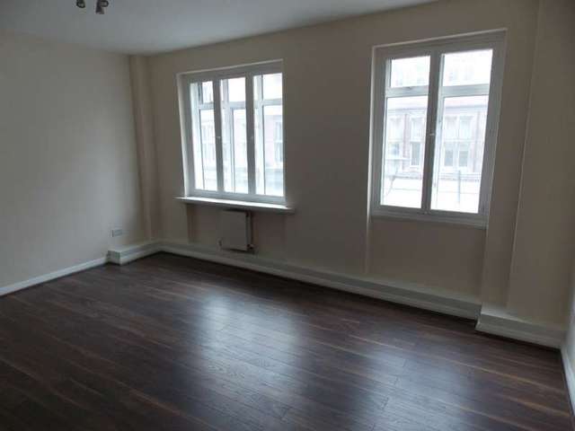  Image of 2 bedroom Flat to rent in Euston Road London NW1 at London, NW1 3AA