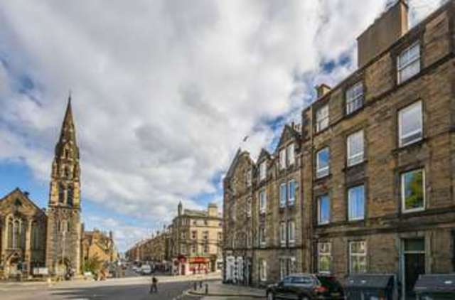 Image of 1 bedroom Flat for sale in West Norton Place Edinburgh EH7 at West Norton Place Abbeyhill Edinburgh, EH7 5AW