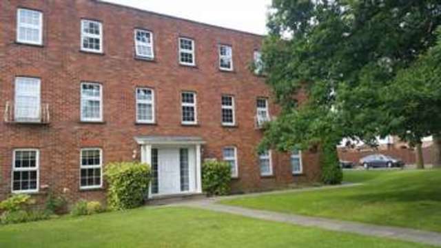  Image of 2 bedroom Flat to rent in Turner Road Langley Slough SL3 at Turner Road  Slough, SL3 7AS