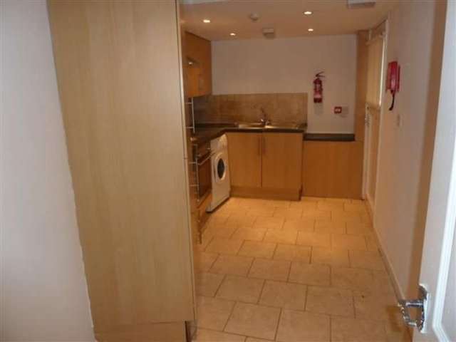  Image of 2 bedroom Flat to rent in Western Hill Sunderland SR2 at Western Hill  Sunderland, SR2 7PH