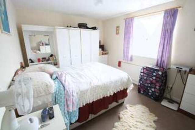  Image of 3 bedroom Terraced house to rent in Warrensway Madeley Telford TF7 at Warrensway Woodside Telford, TF7 5QE