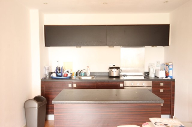  Image of 1 bedroom Apartment to rent in Ryland Street Edgbaston Birmingham B16 at 30 Ryland Street Birmingham Chad Valley, B16 8FS