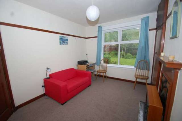  Image of 3 bedroom Flat for sale in Lugar Drive Glasgow G52 at 36 Lugar Drive  Glasgow, G52 1HE