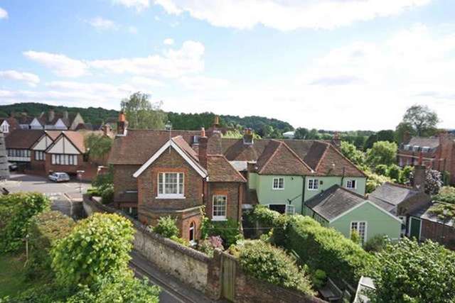  Image of 4 bedroom Detached house for sale in Nutley Lane Reigate RH2 at 8 Nutley Lane  Reigate, RH2 9HS